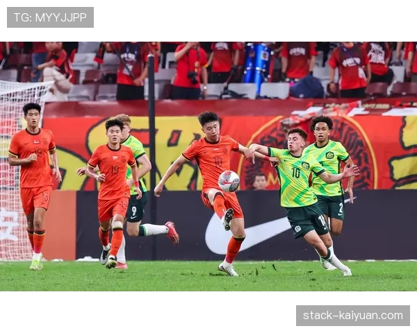 澳大利亚男足积极备战热身赛，状态调整与战术磨合成为近期重心